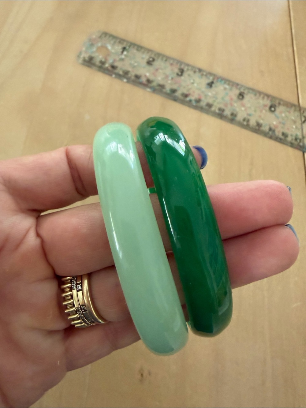Vintage jade or jade-like bangles. So pretty and fun to layer with - Picture 5 of 7